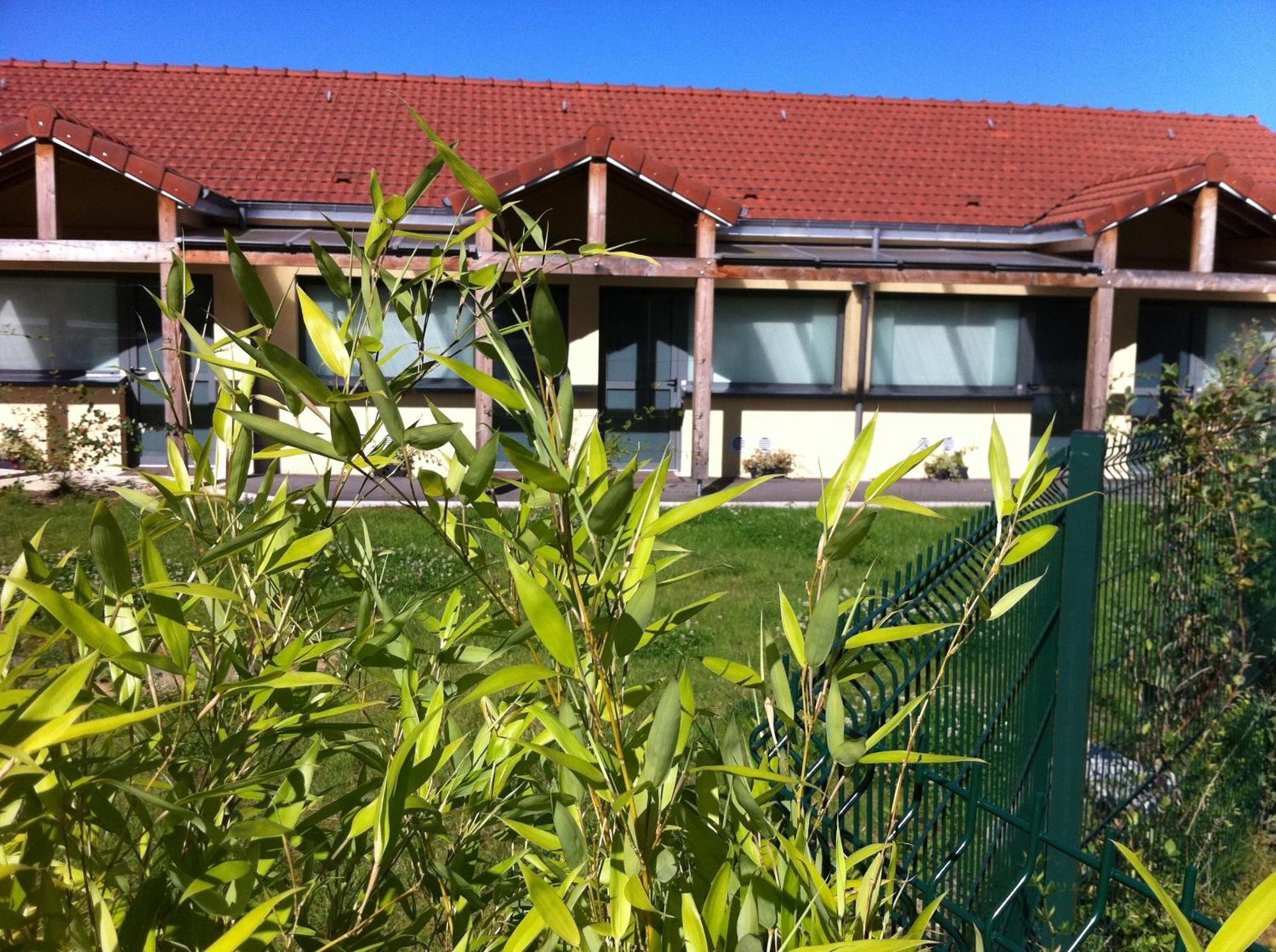 Fasthotel Le Rale Des Genets - Un Hotel Fh Collection Dun-sur-Meuse エクステリア 写真
